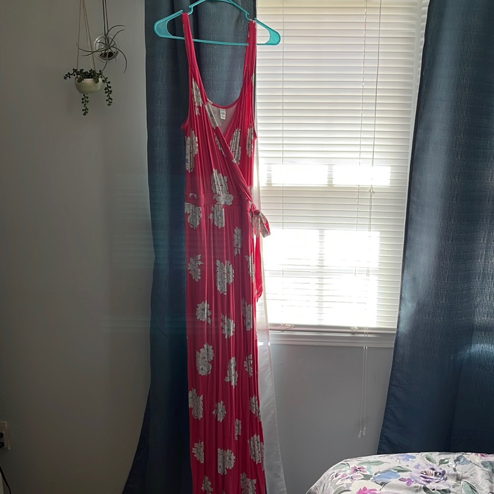 Maternity maxi